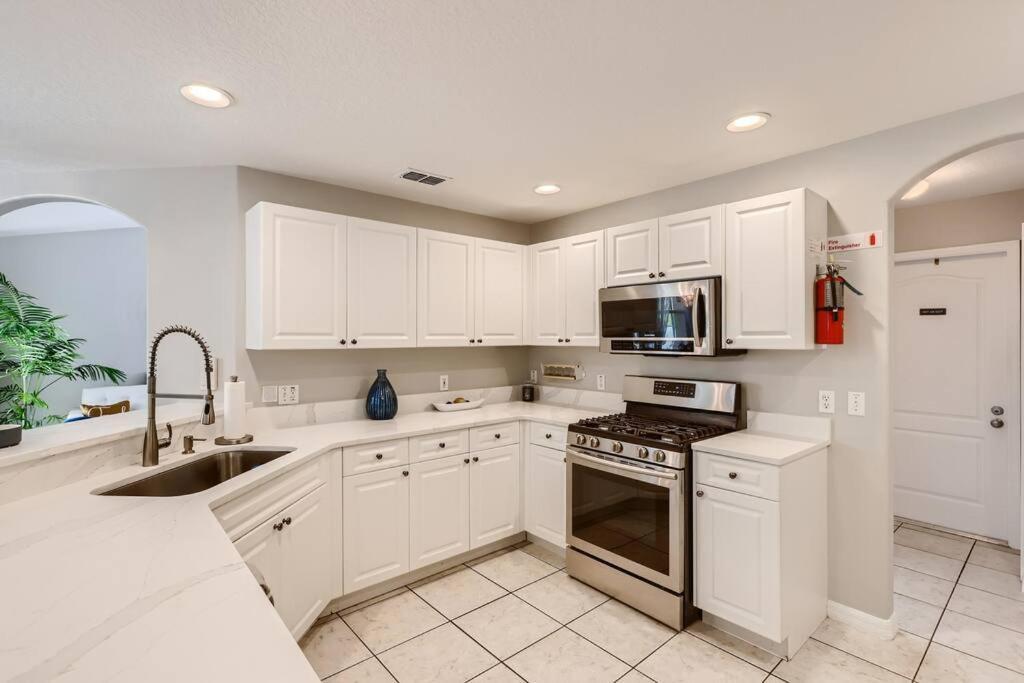 New Modern Relaxing 4 Bedroom Pool Villa Near Disney'S Parks Davenport Exterior photo